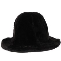 RIGHTNOW 인조 퍼 나팔햇