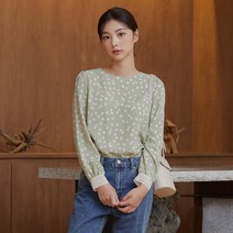 클라비스 플라워 블라우스