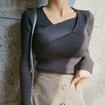 레몬티 여성용 유니크한패턴의 오프숄더 골지 긴팔티 lkf22390
