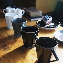 골드로 포인트를 준 에일린 골드링 헥사 머그, 상세설명 참조, 블랙