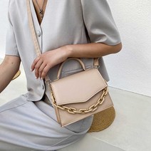여자 20대 정장 체인 가방 미니 크로스 토트백 코디