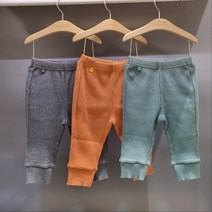 모이몰른 NC수원터미널 @23봄신상!*텐션이 좋으며 터치감이 부드러운 삼각골지스판 레깅스 @ 멀티코디가 용이한 아이템!* 울아이 필수템!*