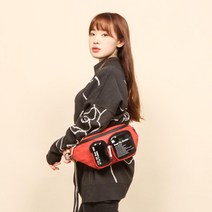 젠더리스룩 데일리용 슬링백가방 핸드폰크로스백 20대여자생일선물 트렌디 출근룩
