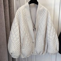 오버핏 브이넥 다이아몬드 누빔 패팅 자켓 W088