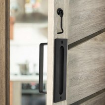 J JHOUSELIFESTYLE 러스틱 헛간 문 손잡이 블랙 - 25.4cm(10인치) 플러시 및 손잡이 잠금 후크 래치 세트 훌륭한 대형 슬라이딩 도어 풀 핸들 1279378