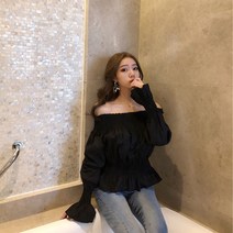 프릴 오프숄더 봄 블라우스 하늘비즈 C11 T053M199