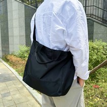 남자 크로스백 옆으로매는 가방 숄더백 대학생가방 데일리 에코백 무지 메신져백 블랙