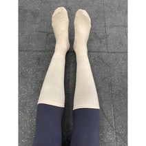 크림색 헬스 크로스핏 레깅스 필라테스 중목 장목 양말