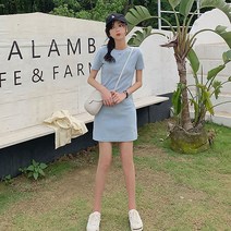 여자 학생 코디 심플한 데일리 코디 반팔 미니 원피스