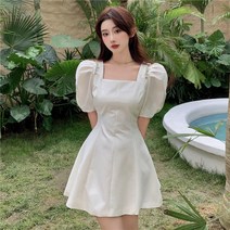 헵번 스타일 블랙 센스 있는 쇄골 벌룬 소매 마무리 여름원피스 치마 여성 블라우스 하객원피스