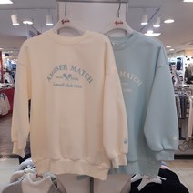 소이 안양점 **겨울상품** 유니 테니스 맨투맨티 37800원!!!