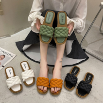 러블리 포인트 컬러 프리티 여성 슬리퍼