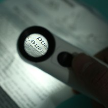 21mm 포켓 LED 돋보기(40배율)