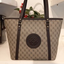 피에르가르뎅 01K3280B1W1FR 브렌드아이덴티티가 드러나는 클래식 느낌 수납력 좋은 쇼퍼백 숄더백