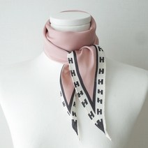 로로아 마름모 쁘띠스카프 봄 간절기 여성 명품 스카프