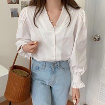 이지핏 스모크밴딩 브이넥 데일리 셔츠 블라우스 어깨셔링 블라우스 여성셔츠 퍼프블라우스 여성블라우스 여성남방 리본블라우스 레이스블라우스 오피스룩 하객룩 쉬폰블라우스 셔링블라우스 민소매블라우스 여자흰셔츠 여성브라우스