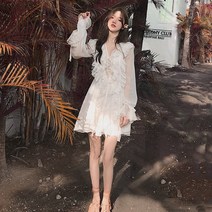신지연 휴양지룩 하와이안 초미니 솔로지옥2 최서은 옷 원피스 브이넥 뉴진스 이소이 소매 한지민 백리스