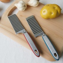 모양내기칼 감자 피클 묵 물결웨이브칼 당근 굴곡칼 포테이토칩 주방템 호박 주방용품 요리템 감자튀김칼, 1개, 블루