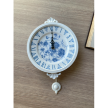 허니상점 원형 프렌치 플라워 미니 벽 추 시계 국산 도자기 장식 /3color, 화이트블루