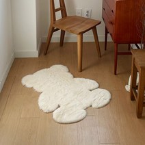 곰돌이 러그 카펫 카페트 내방 꾸미기 자취방 감성 인테리어 소품 2사이즈 [Bear Rug Carpet Interior Item 2 Sizes]