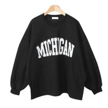데일로엔 여성 MICHIGAN 레터링 기모 맨투맨
