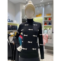 루이까스텔 [NC 강남점] 21F/W LOUIS CASTEL 여성 간절기 골프웨어 부드러운 강아지 자수 터틀넥 스웨터