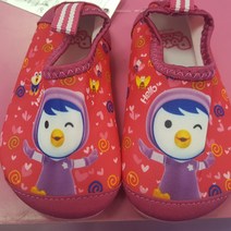 [키즈랜드] 뉴코아인천논현점 무더운 여름 꼭 챙겨가야 할 필수아이템 캐릭터아쿠아슈즈