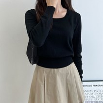 여성 스퀘어넥 크롭 무지 니트 티 귀여운 데이트룩 p76 스커트 코디 봄 기본 데일리 셔츠 세미 청바지