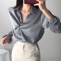 한국어 가을 소품 터틀넥 광택감 비틀림 디자인 루즈핏 블라우스 블라우스