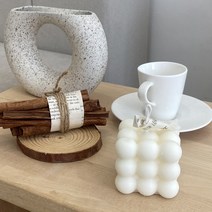 수제 소이캔들 큐브 감성 캔들 오브제 직장동료 퇴사선물 돌 웨딩 답례품, 화이트머스크