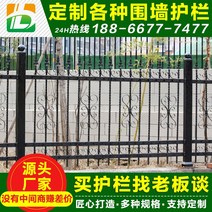 펜스 화분 이동식 가벽 난간 야외파티션 나무 프레임 외부칸막이 가림막 실외파티션 마무 베란다, 재료는 100년 이상 썩지 않고 꾸준히 단련한다.