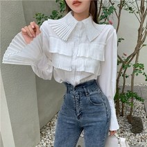 유명연예인 흰색블라우스 여성 면접 오피스 졸업 증명 사진 룩 봄 레트로 프릴