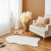 [MODERN HOUSE 중계점] 도톰하고 부드러운 페이크퍼 양털 패드 크림 60*120 EM1322004