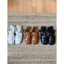 [자체제작 3컬러 바닥창배색 디자인] 심플 둥근 네모앞코 스트랩 낮은굽 캐쥬얼 매력있는 탐나는 시크한 유행타지않는 기본 베이직 세련된 여성스러운 원포인트 코디 플랫 샌들 1cm