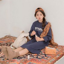 스타일노리터 링링 레터링 원피스.ops