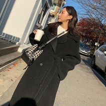 떳다그녀 첼리드 뽀글이 롱 코트