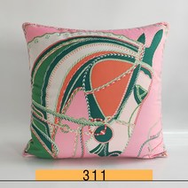 명품 럭셔리 H로고 쿠션 45cm 슈발도리앙 고급 미용실 거실 안방 호텔 북유럽 인테리어 쇼파 말 쿠션, AK