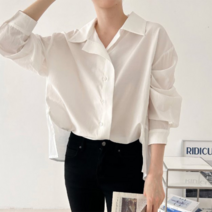 브이와이 VY 여자 박시핏 오픈 베이직 뒷버튼 카라 블라우스
