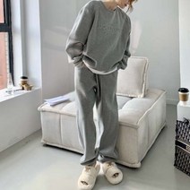 데일로엔 여성용 레터링 기모 트레이닝복 상하의 세트