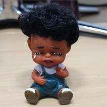 꽃분이네 못난이인형 인테리어인형 장식인형, 우는아이