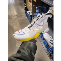 아디다스 X 퍼렐 윌리엄스 콜라보 크레이지 BYW LVL 남성 스니커즈 EF3500
