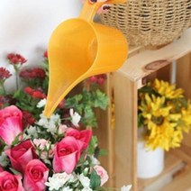 주둥이가 길어서 물주기 편리한 이노마타 물뿌리개