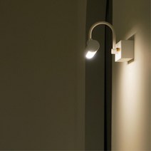 데스크조명용 회사로고 포인트 깔끔실버 벽등 벽조명 간접등 전원주택 내부