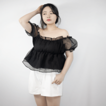 네이미 오프숄더 쉬폰 프릴 블라우스