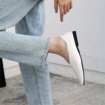 셀러허브(잡화) 여자 민자 스퀘어코 기본 인조가죽 플랫슈즈