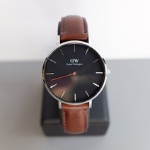 다니엘 웰링턴 32mm 실버 가죽시계