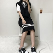 오픈 브이넥 꽈배기 배색 니트 조끼 롱 원피스