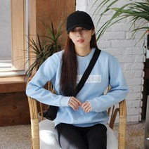플레이몬스터 초콜렛 맨투맨 티셔츠 / 모던 캐주얼 루즈핏 오버핏 데일리 코디 / 여성 여자