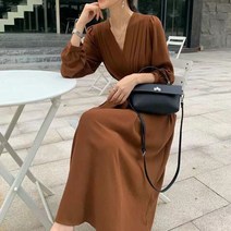 프리미엄 원피스 여성성을 새로운 모델이 2022폴라 V을 가린 빅 사이즈 밴딩 치마 속이 연령 감소다.