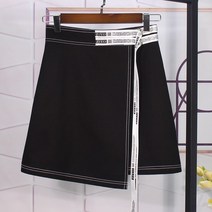 일상룩 여친코디 데님스커트코디 데님스커트 간절기 봄 앞트임스커트 찢어진데님 유니크한 여성의류코디 20대여성